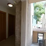 Apartment And Desideria *