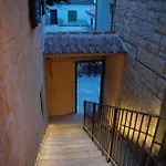 Apartment And Desideria *