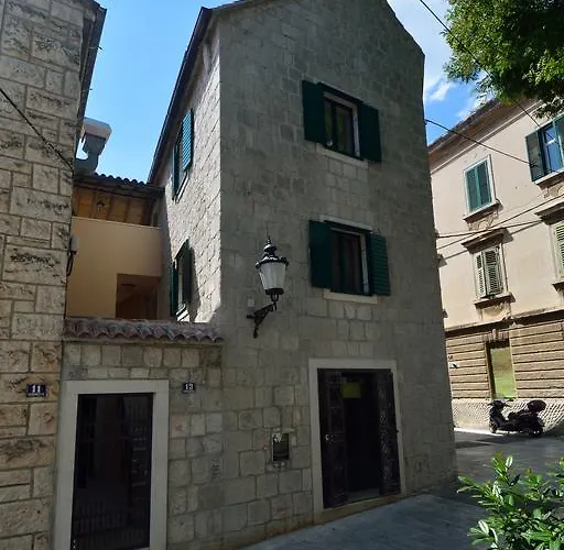 Apartment Apartment And Rooms Desideria *