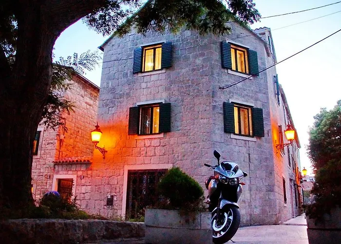 Apartment And Rooms Desideria Apartment *