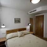 Apartamento And Desideria