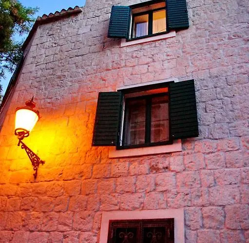 Apartment And Rooms Desideria *